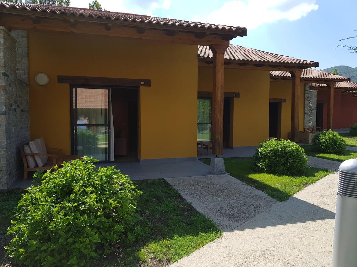 Fuentes Blancas Hotel Vegacervera Luaran gambar