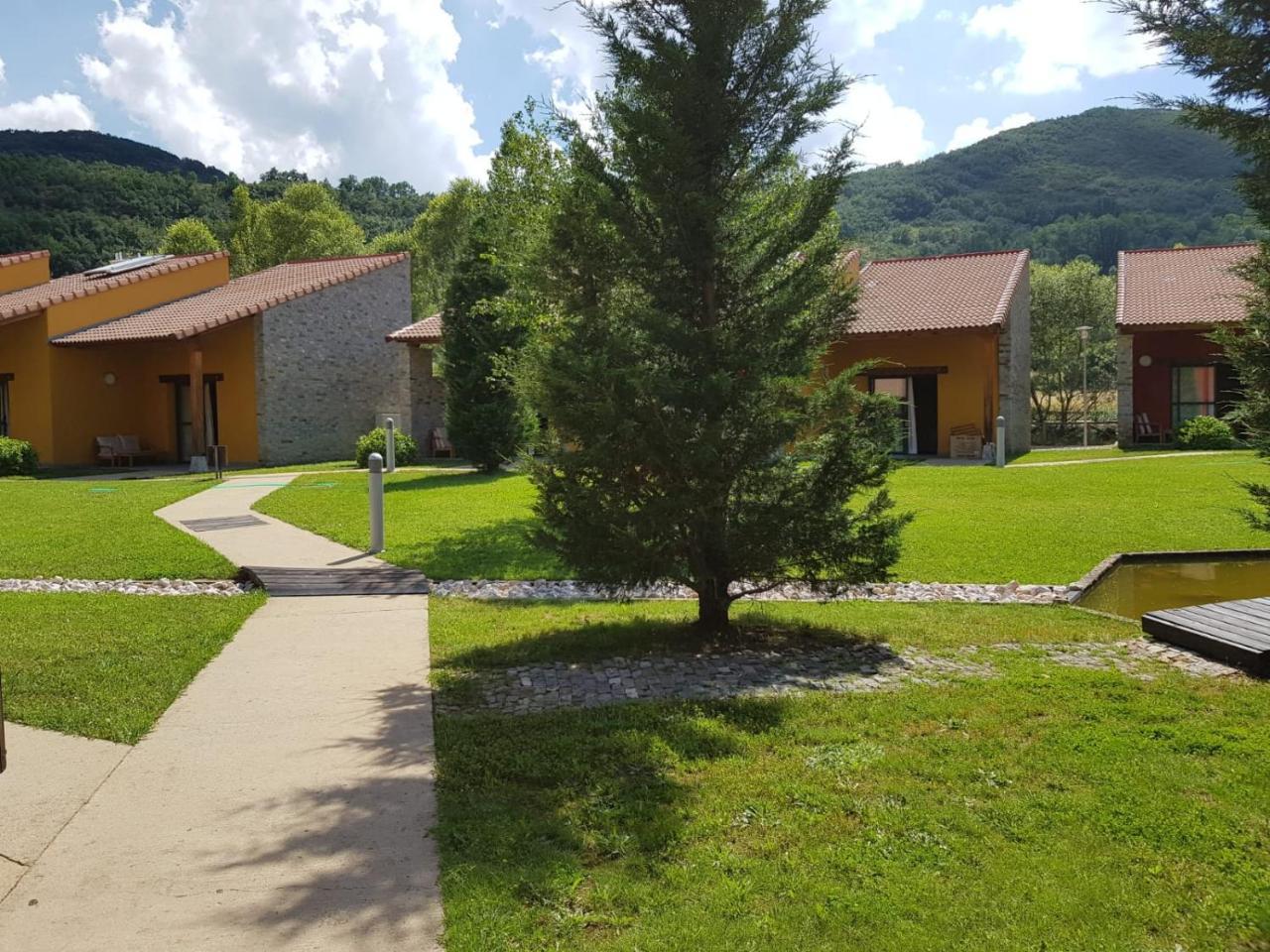 Fuentes Blancas Hotel Vegacervera Luaran gambar