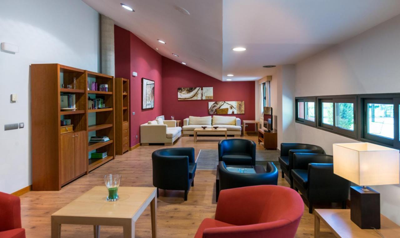 Fuentes Blancas Hotel Vegacervera Luaran gambar