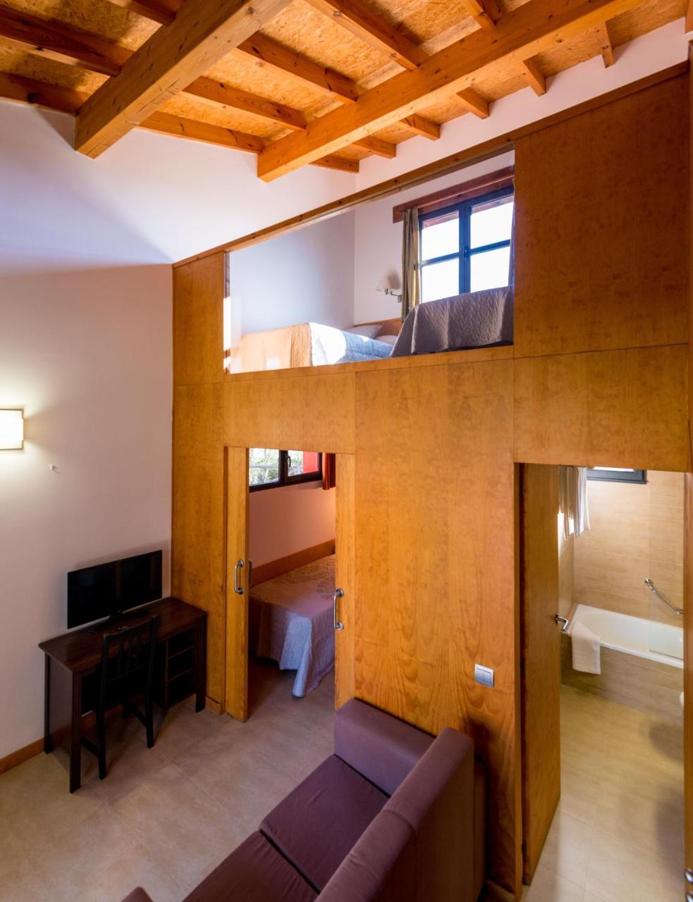 Fuentes Blancas Hotel Vegacervera Luaran gambar