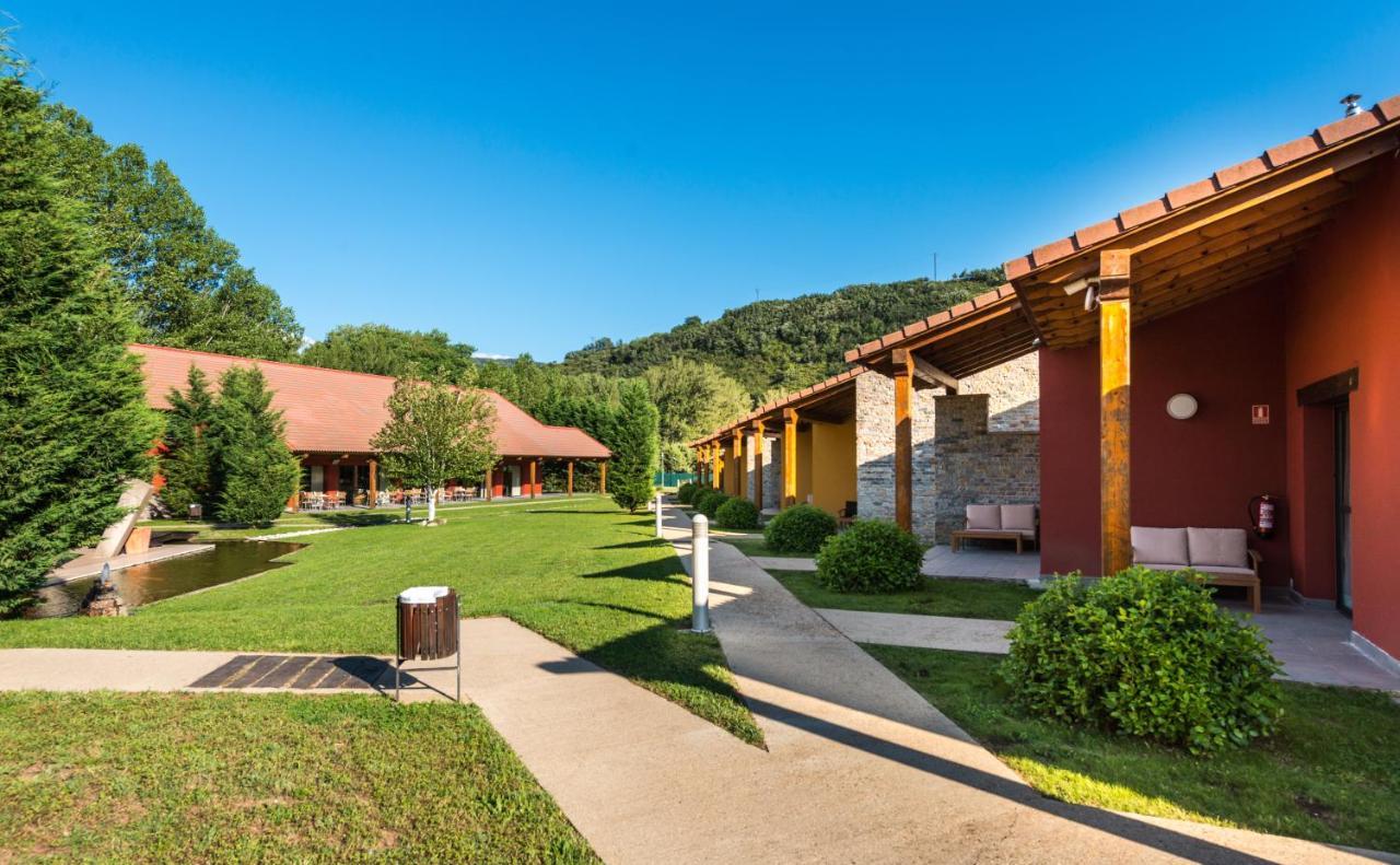 Fuentes Blancas Hotel Vegacervera Luaran gambar