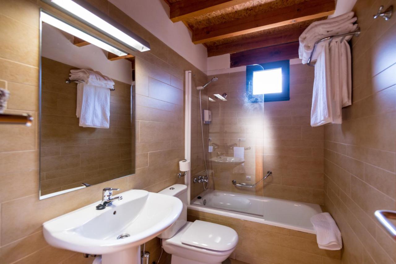 Fuentes Blancas Hotel Vegacervera Luaran gambar